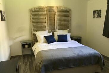 پانسیون Chambres Beauvais