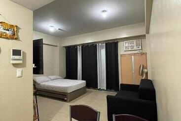 Aparthotel Studio Unit 10 Mins Walk To Naia Terminal 3
