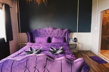 هتل آپارتمان Exotic Stay Koh Tao