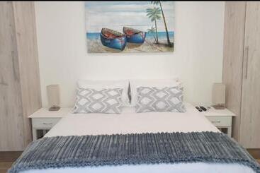 Пансион Avonlea Guest House