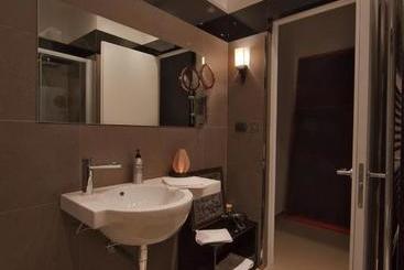 Zenthe Small Luxury B&b