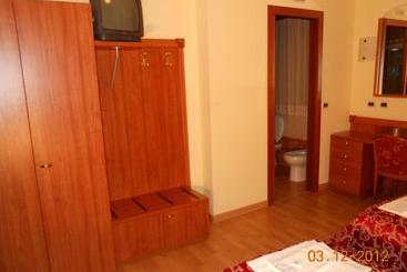 هتل Val Di Sangro