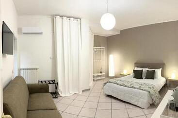 تختخواب و صبحانه 4th Floor Caserta
