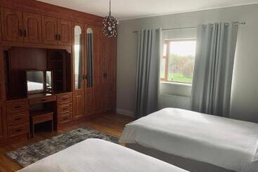 Bed and Breakfast St John S B And B