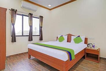 فندق Aloha Snehal Patil