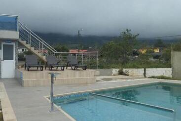 ホテル De Los Colores