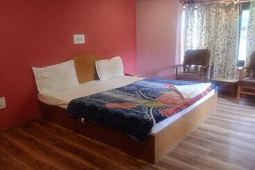 호텔 Zaafron Resort