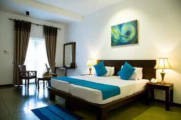 فندق Rathna Beach Wadduwa