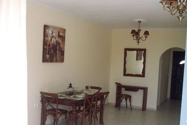 هتل Sarantos Pool Suites