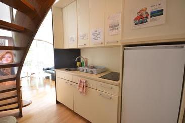 H2o Hostel