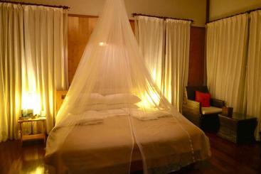 Royal Nadi Resort
