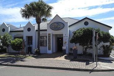 ユースホステル Mossel Bay Backpackers