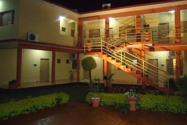 هتل Miraflores