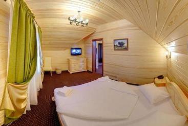 هتل Forest House