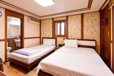 هتل Hillstay Residence