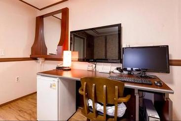 هتل Hillstay Residence
