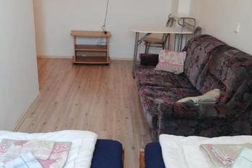 هاستل Kv Apartmans Varšavská