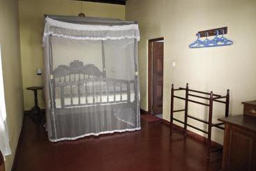 Top Of The Hill Guesthouse