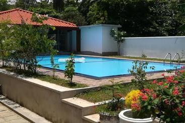 Siroma Villa