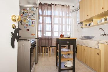 تختخواب و صبحانه Autentik Guest House