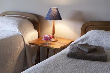تختخواب و صبحانه Silver Peaks Lodge