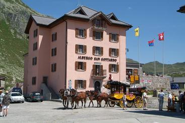 Hotell Albergo San Gottardo