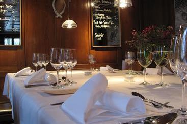 هتل Gasthaus Schlosshalde