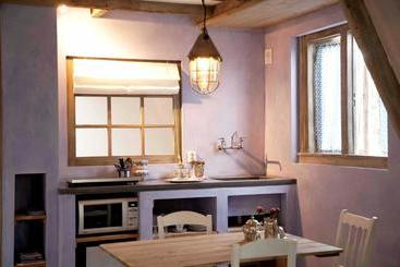 تختخواب و صبحانه In De Aap   Appartementen & Guesthouse