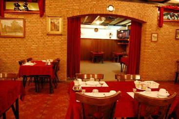 هتل Cafe 't Zonneke