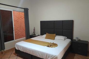 مبيت وإفطار Casa Ma Emilia