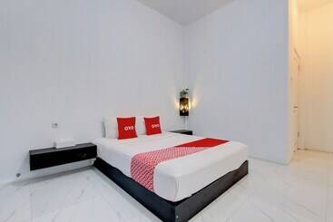 Szálloda Oyo 93885 D Harjo Guesthouse