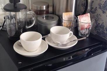 تختخواب و صبحانه Miauw Suites, Canal View City Centre