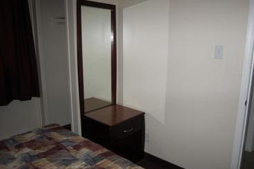 Parkview Motel