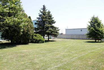 Ambassador Motel
