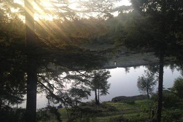 تختخواب و صبحانه Hyphocus Inn