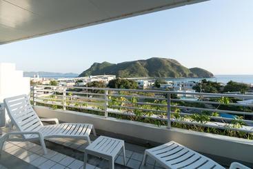 ホテル Hanamuro Interislanders