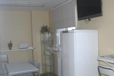 Hostel & Gym Relise   Albergue Juvenil