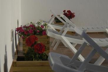 Hostel & Gym Relise   Albergue Juvenil