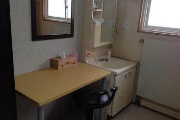 هتل Rusutsu Lodges Pension Lilla Huset