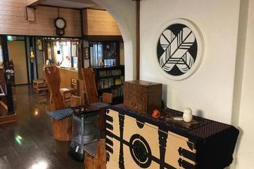 旅館 Yujuku Kanetaya