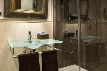 هاستل Hostal Raices