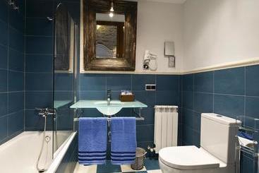 هاستل Hostal Raices