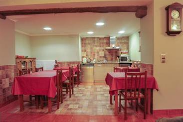 تختخواب و صبحانه Casa Rural Altzibar-berri