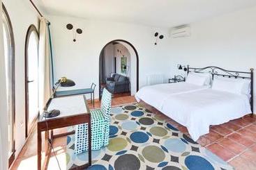 هتل La Finca Ibiza