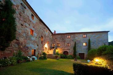هتل Pazo De Bentraces