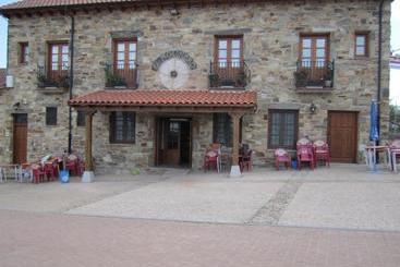 Отель Rural El Molinero De Santa Colomba De Somoza