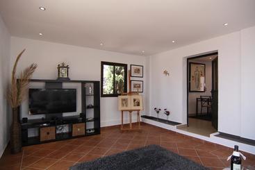 اقامتگاه Finca Stemann