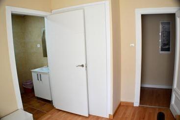 هاستل Residencia Universitaria Europa