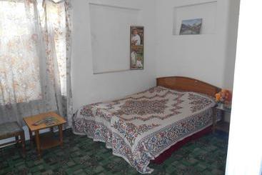 Hotel Kashmir Inn