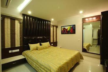 هتل Surya Prime